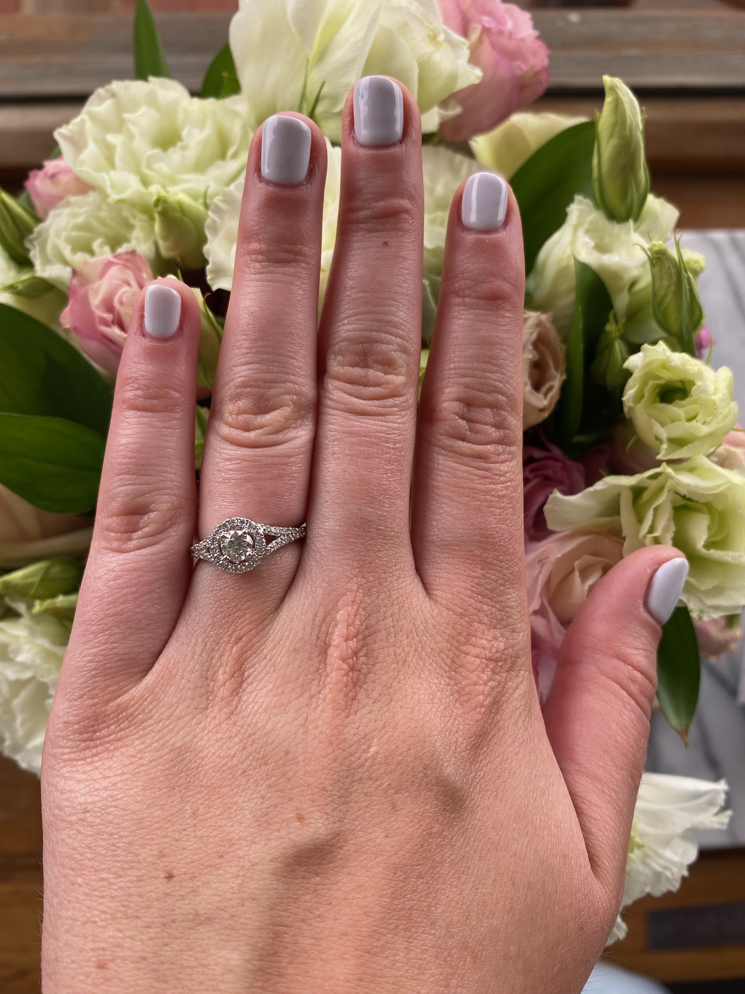 Solitario halo banda doble 0.81ct (2)